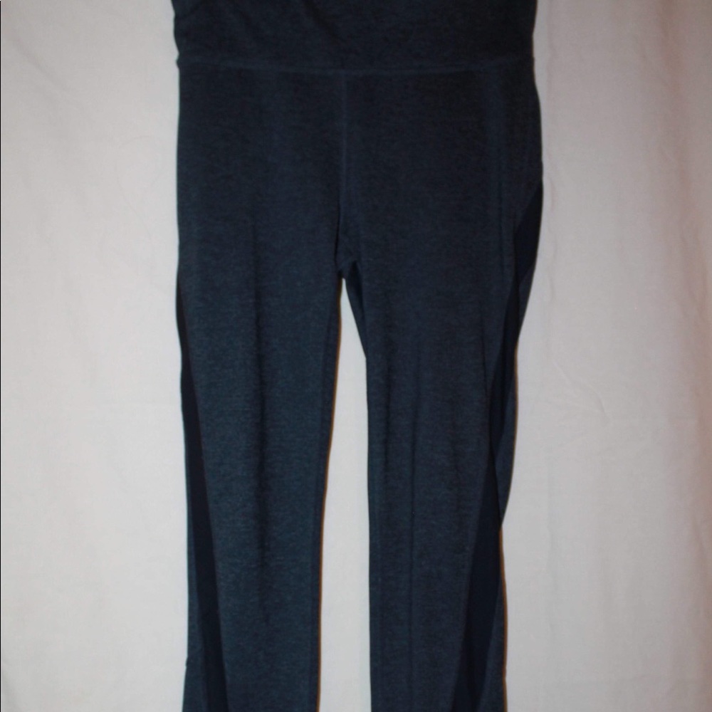 Black workout leggings